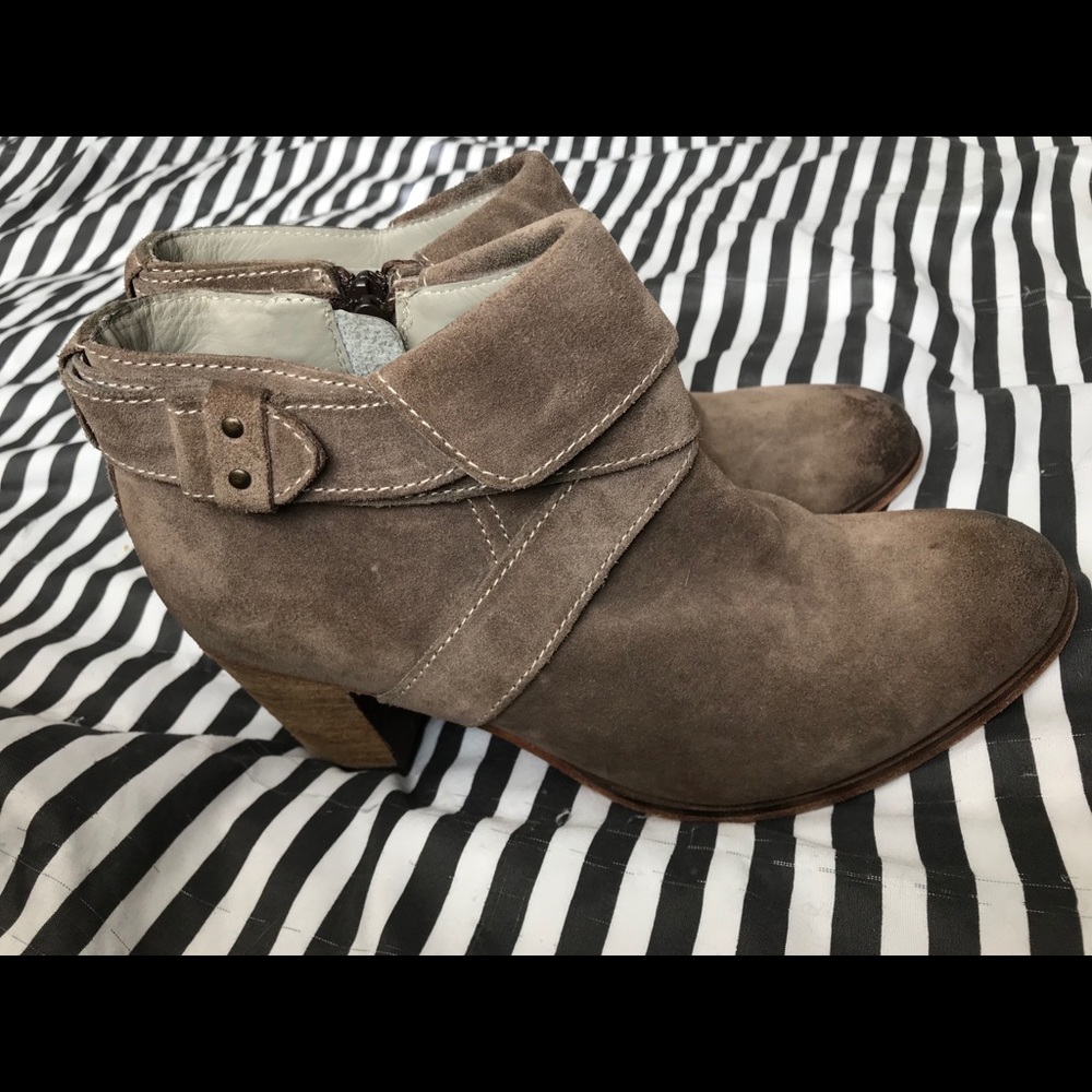 Johnston & Murphy Suede Block Heel Booties